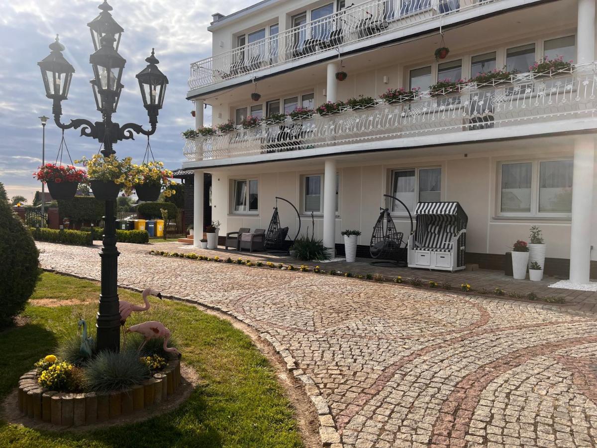 Villa Marlena Ustronie Morskie Exterior photo