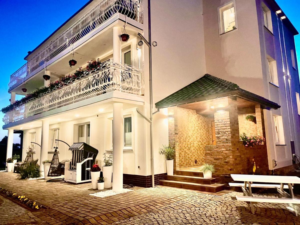 Villa Marlena Ustronie Morskie Exterior photo