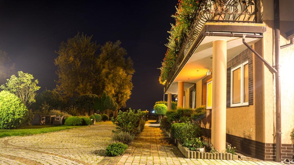 Villa Marlena Ustronie Morskie Exterior photo